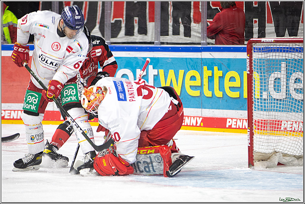 PENNY DEL; Koelner Haie- Duesseldorfer EG; Koeln, 16.01.2022